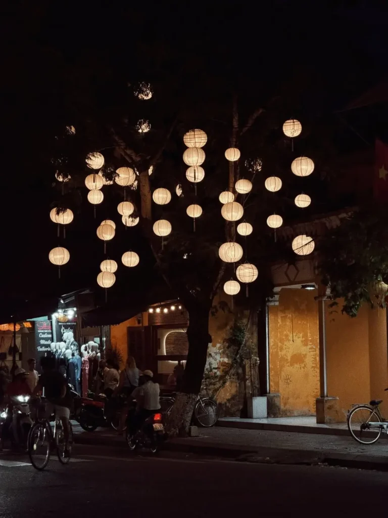Cheapest & Fastest Ways from Da Nang to Hoi An