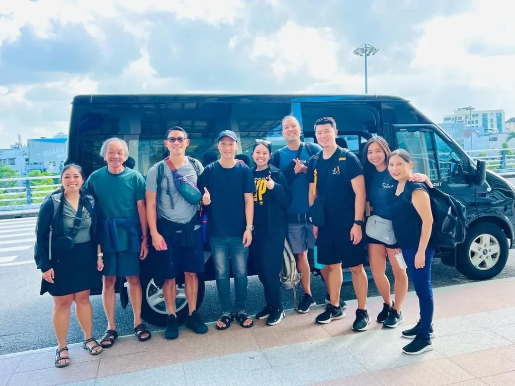 Professional Chauffeur- Da Nang Airport to Hoi An