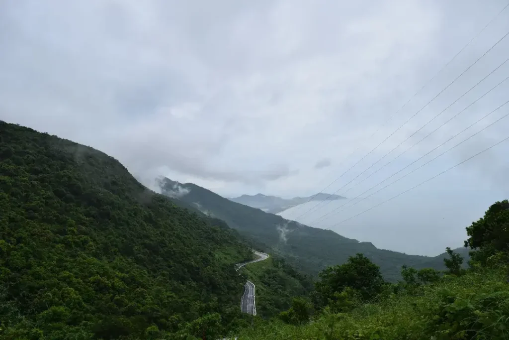 Hoi An to Hai Van Pass, Marble Mountains, Lang Co & Lap An Private Car
