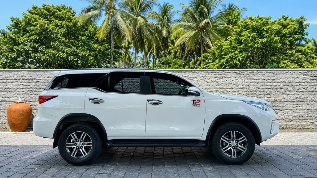 Private Car from InterContinental Da Nang to Da Nang City Center